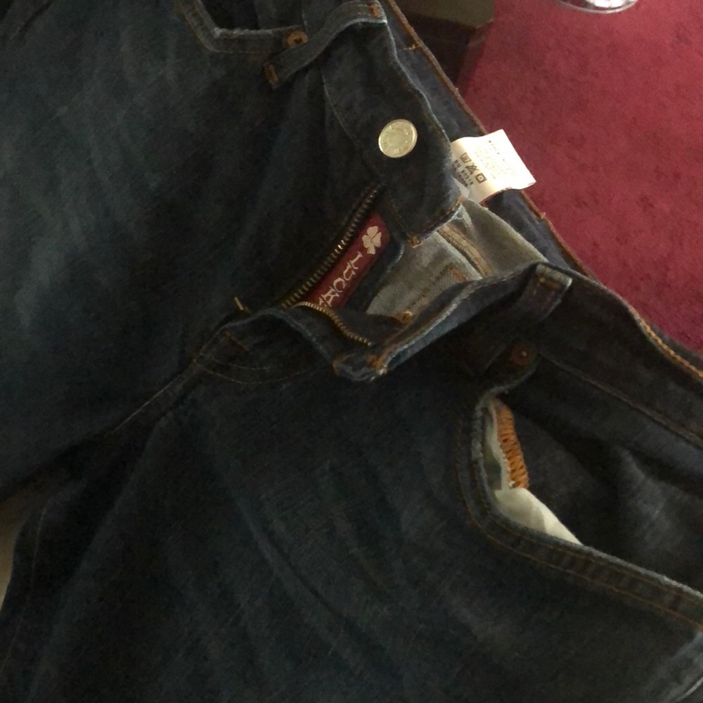 Lucky brand women’s jeans